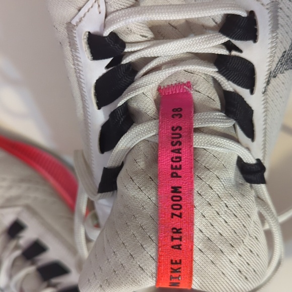 Nike Pegasus 38 - Picture 5 of 5